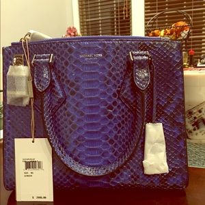 Micheal Koran corcodie collection private